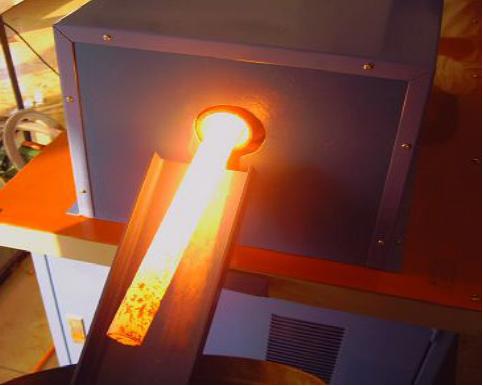 中頻感應加熱爐http://www.raid1.com.cn/